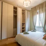 Senyum - Attico Vista Mare In Centro Citta بيومبينوا